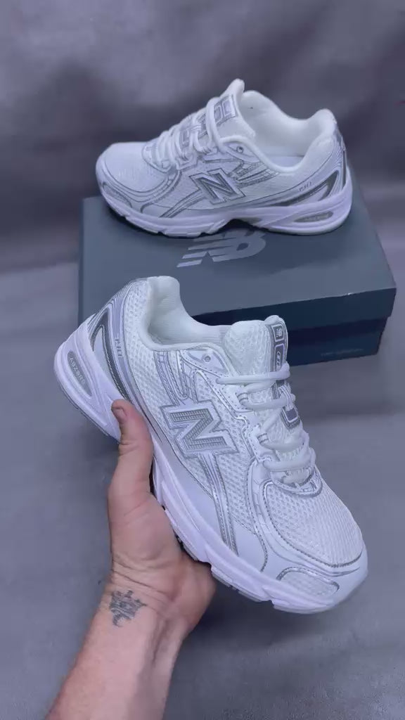 New Balance 530 – Triple Gris/Argent