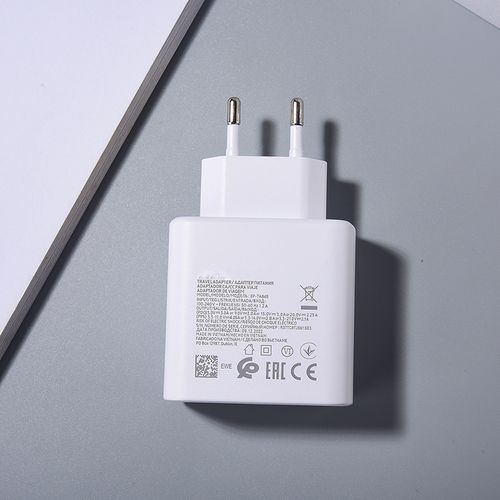 Chargeur Ultra Rapide 45W Universel - Compatible Samsung iPhone Xiaomi Tecno Huawei